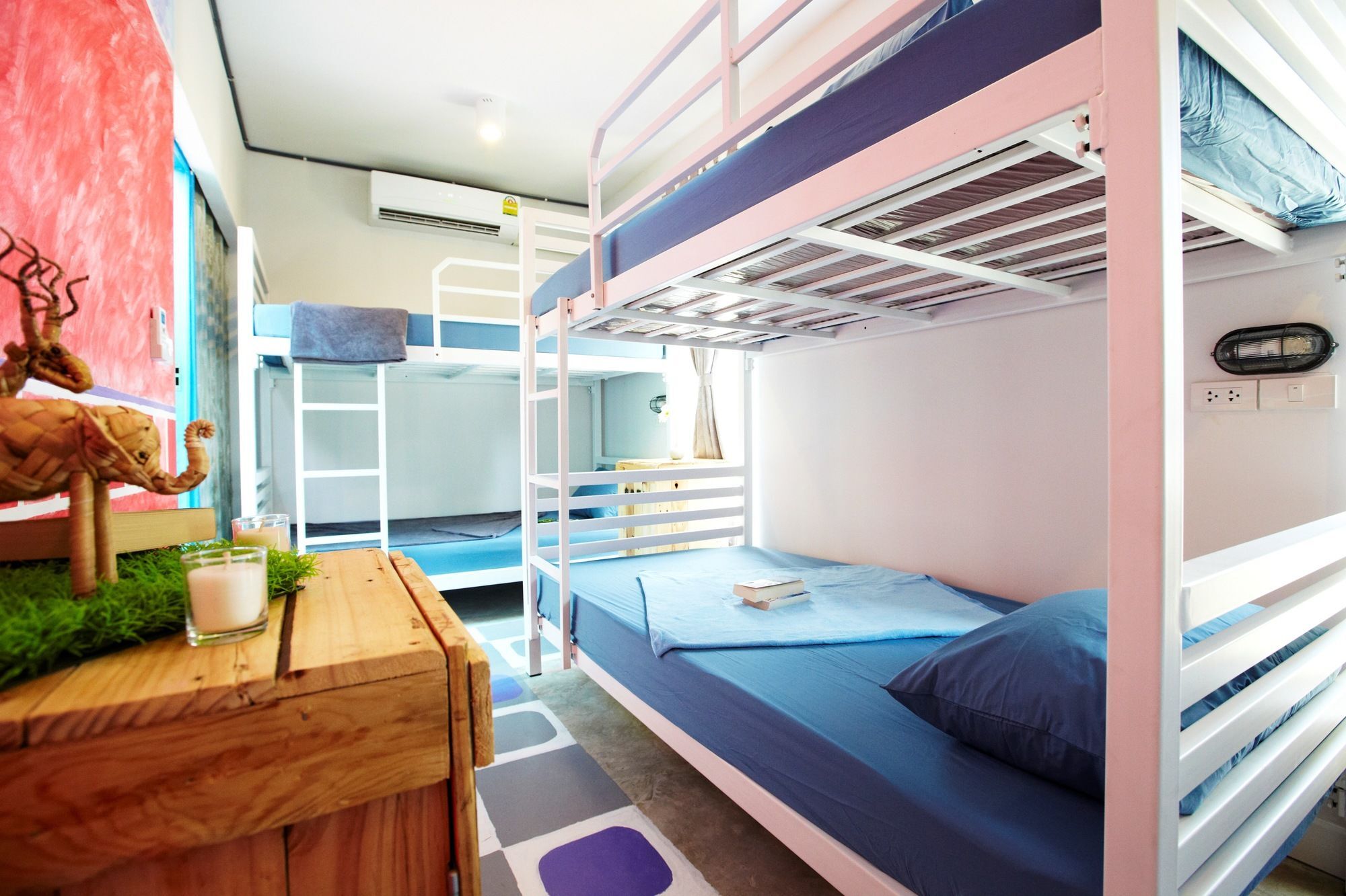 Wh Hostel Бангкок Екстер'єр фото
