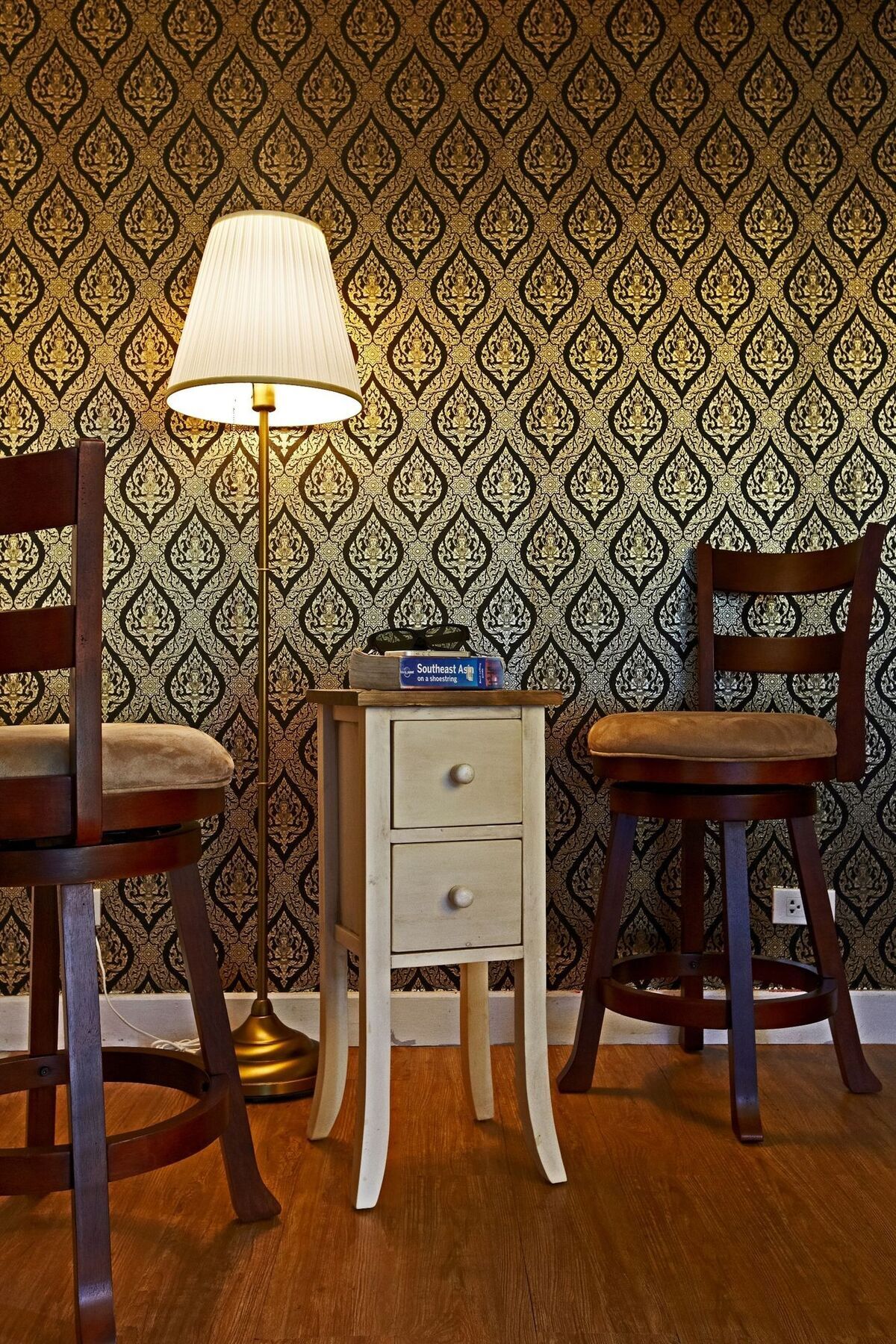 Wh Hostel Бангкок Екстер'єр фото