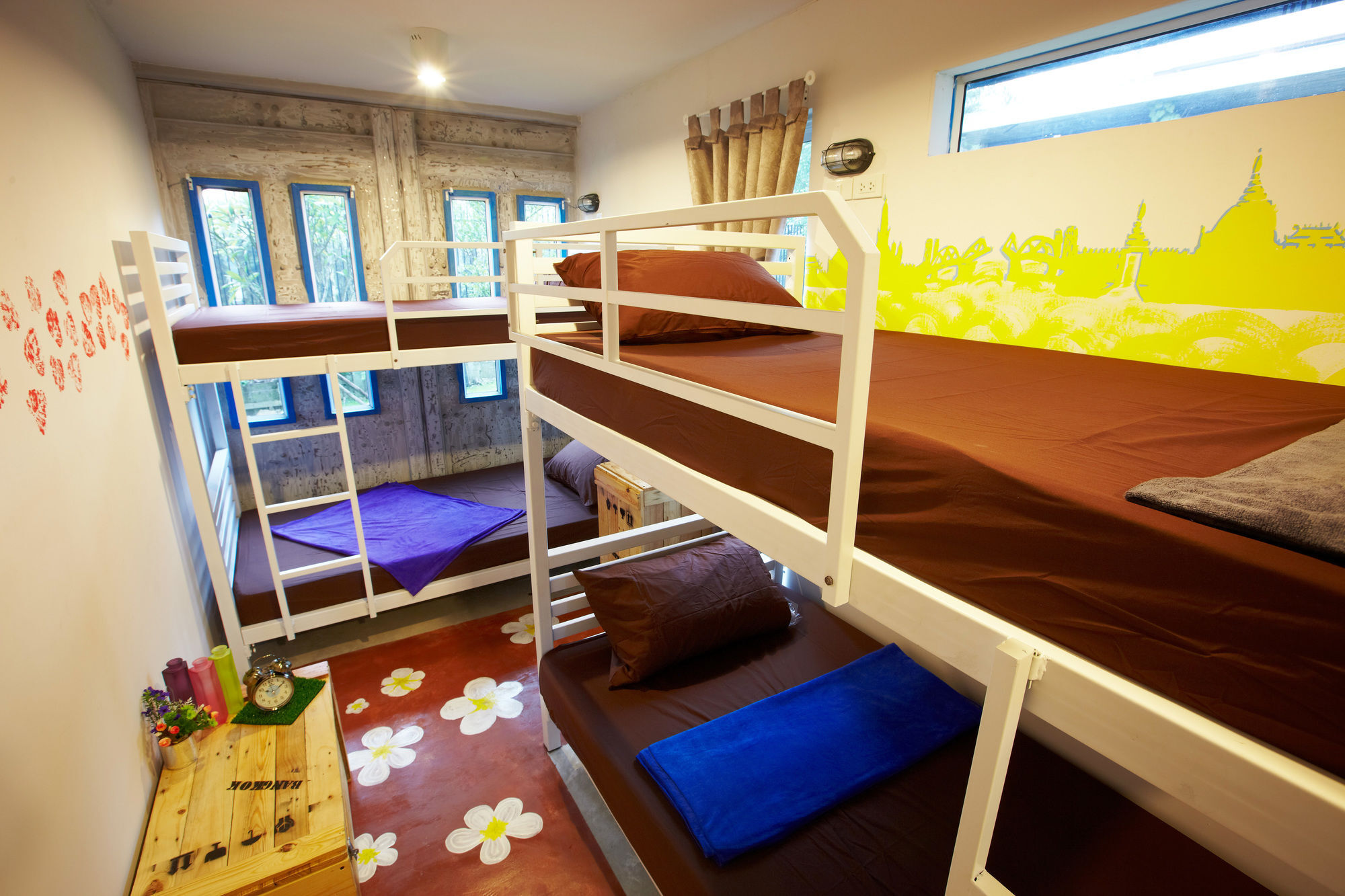 Wh Hostel Бангкок Екстер'єр фото