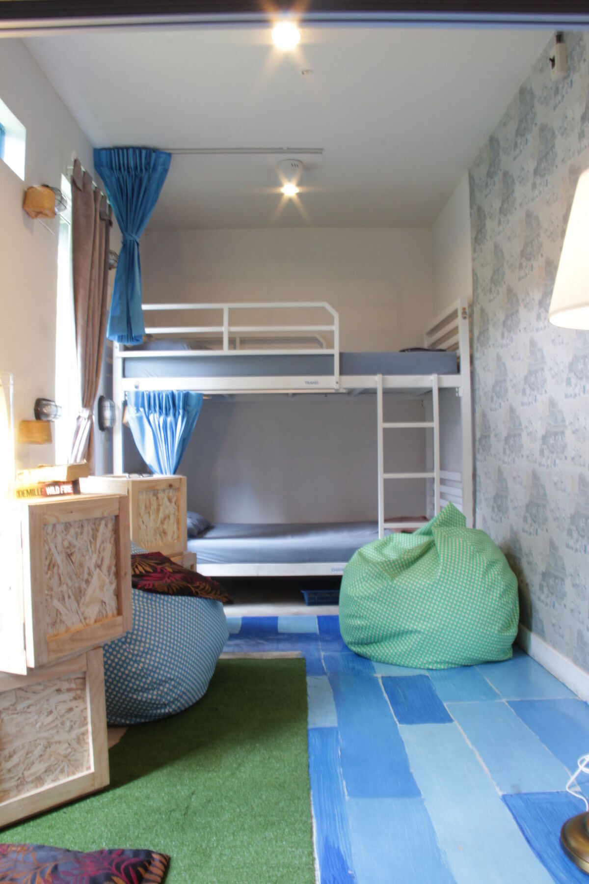 Wh Hostel Бангкок Екстер'єр фото